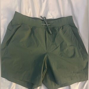 lululemon men’s sage green shorts